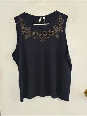 Cato navy sleeveless knit top bronze studs Size XL